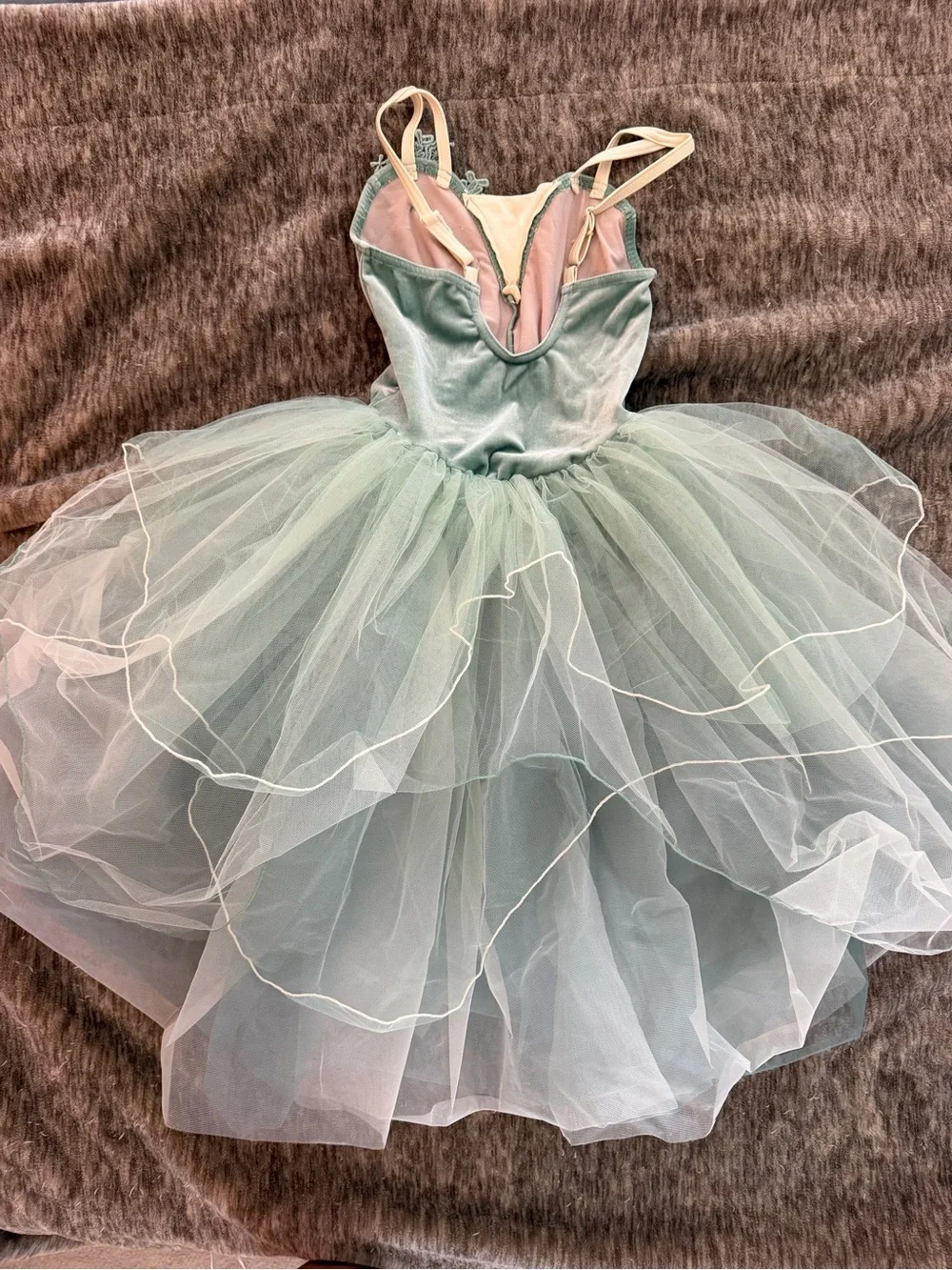 Weissman sage green